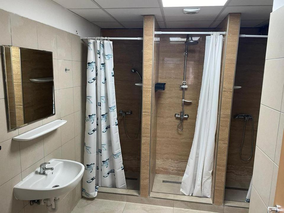 Viola Hostel Budapest Exteriör bild
